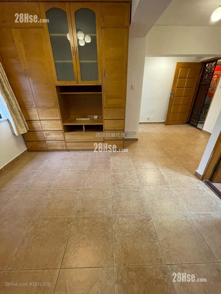 隆基大楼 售盘 2 房 , 1 浴室 413 平方尺