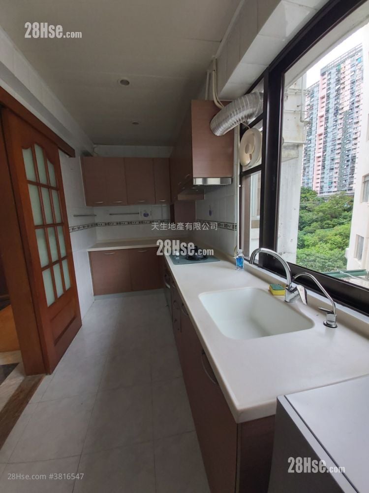 益群道1号 租盘 3 房 , 2 浴室 975 平方尺