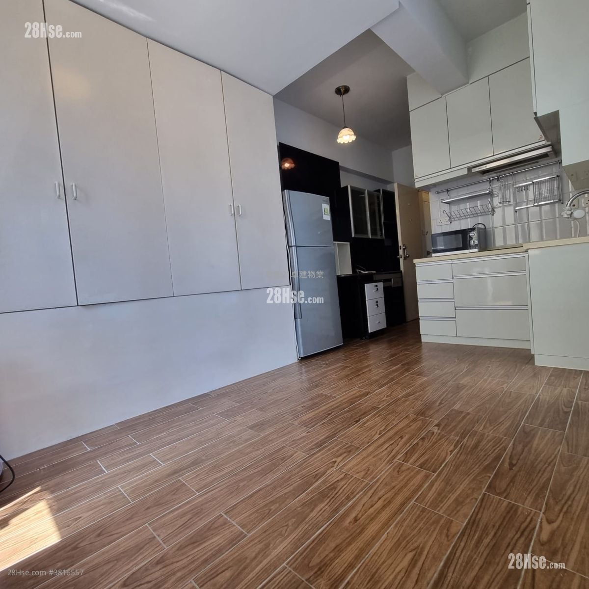 Lucky House Rental Studio , 1 Bathroom 230 ft²