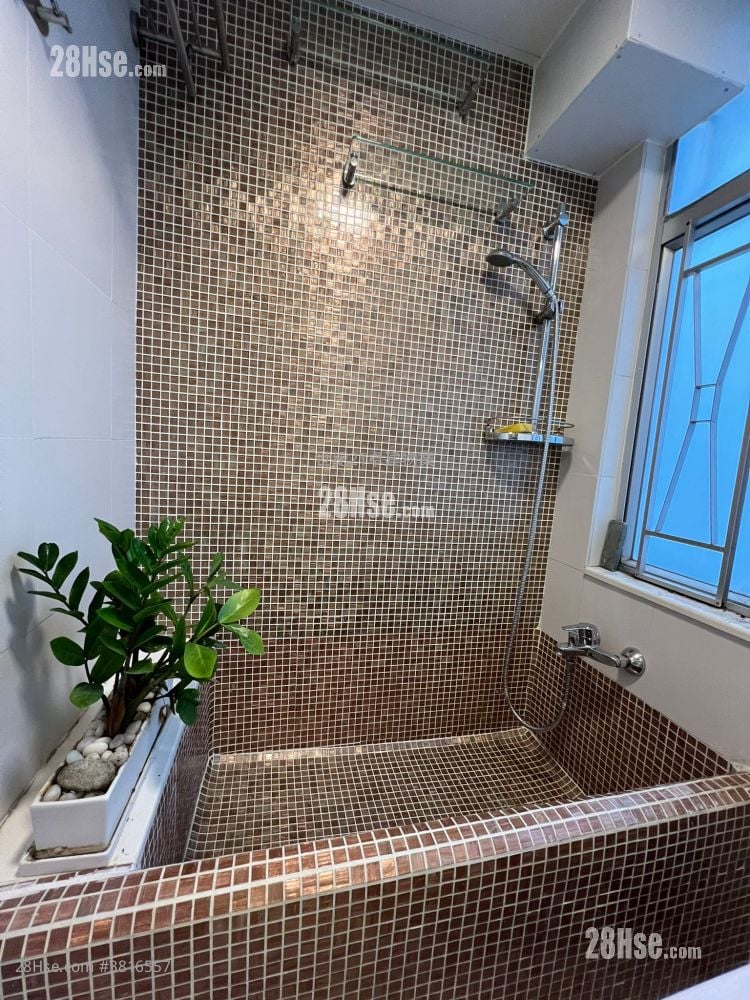 Lucky House Rental Studio , 1 Bathroom 230 ft²