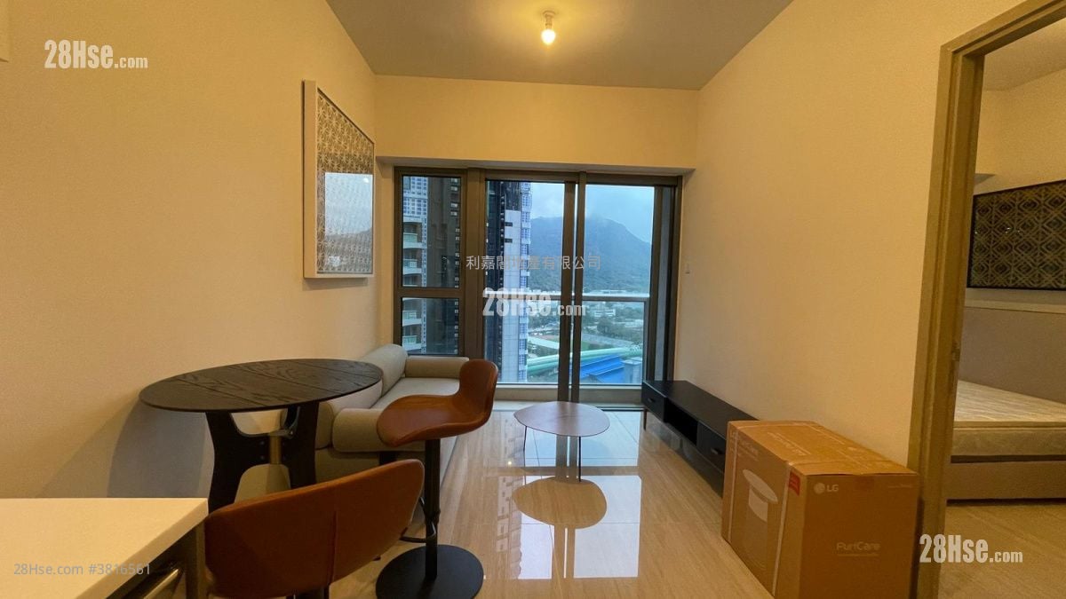 厅: 港岛南岸 售盘 1 房 , 1 浴室 370 平方尺