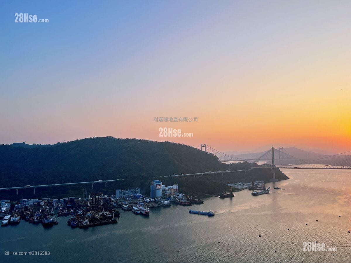 View: Golden Villa Sell 3 Bedrooms , 2 Bathrooms 1,438 ft²