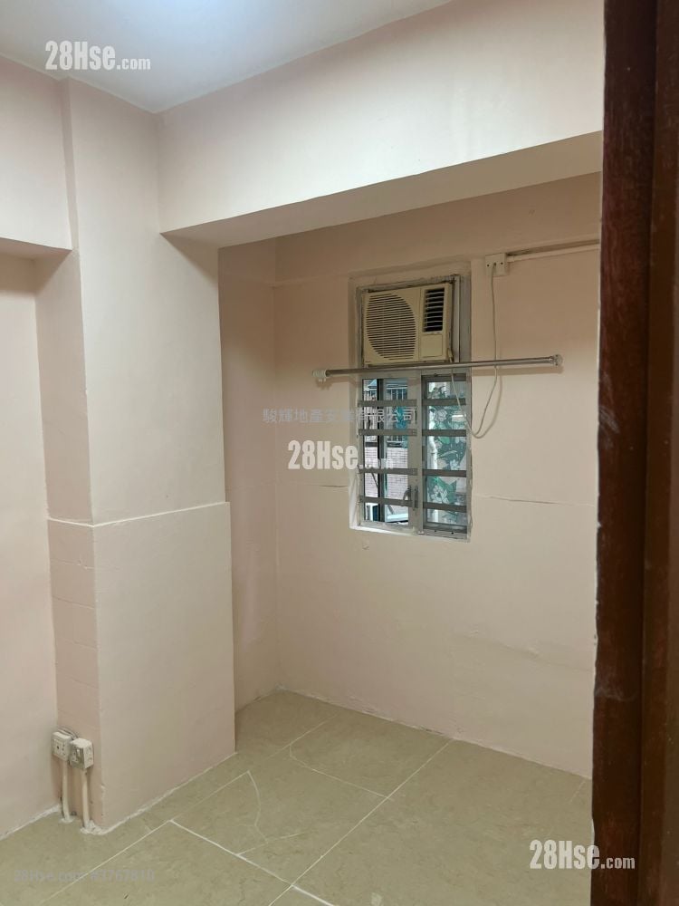 新榮大樓 租盤 2 房 , 1 浴室 337 平方呎