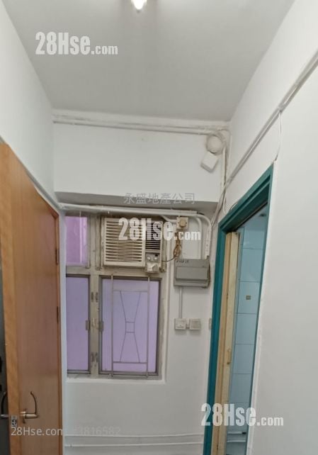 保基大楼 租盘 200 平方尺