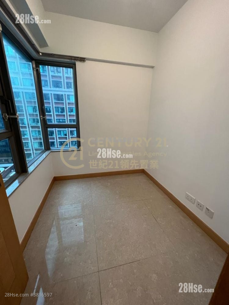 La Lumiere Sell 2 Bedrooms , 1 Bathroom 430 ft²