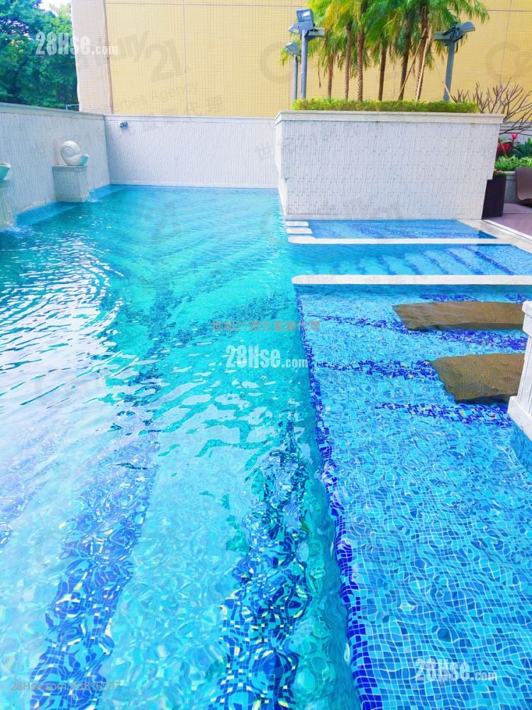 La Lumiere Sell 2 Bedrooms , 1 Bathroom 430 ft²