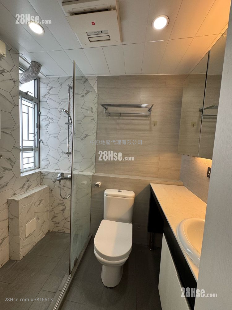 Ching Chun Court Sell 2 Bedrooms , 1 Bathroom 438 ft²