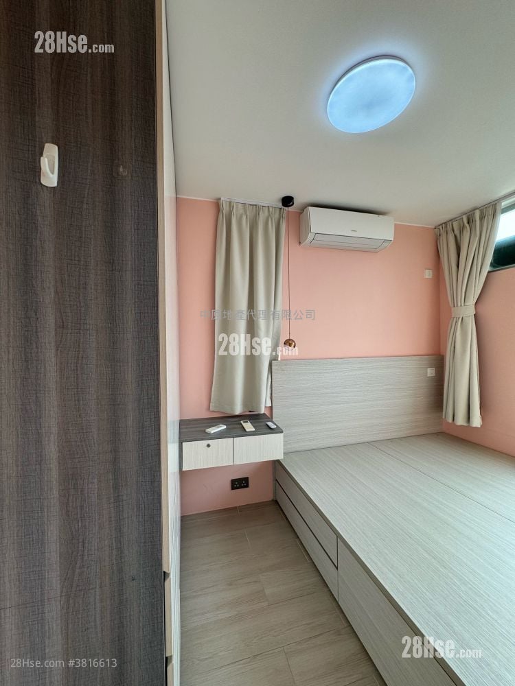 Ching Chun Court Sell 2 Bedrooms , 1 Bathroom 438 ft²
