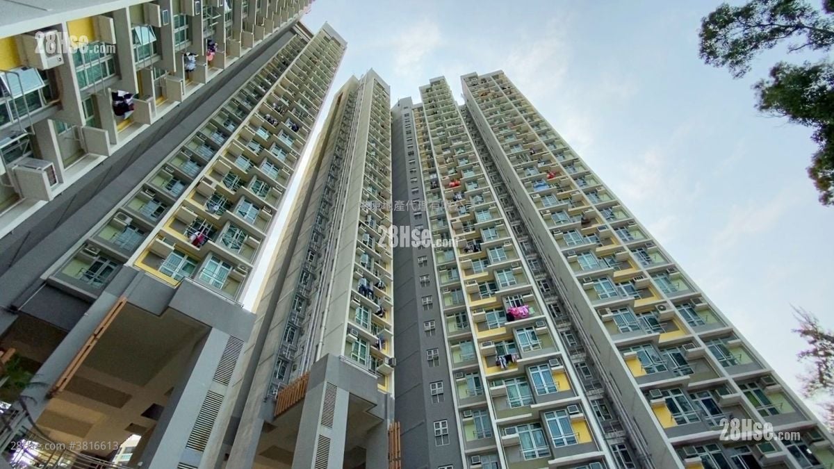 Ching Chun Court Sell 2 Bedrooms , 1 Bathroom 438 ft²