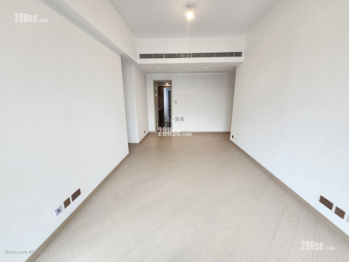 名钻 租盘 3 房 , 2 浴室 821 平方尺