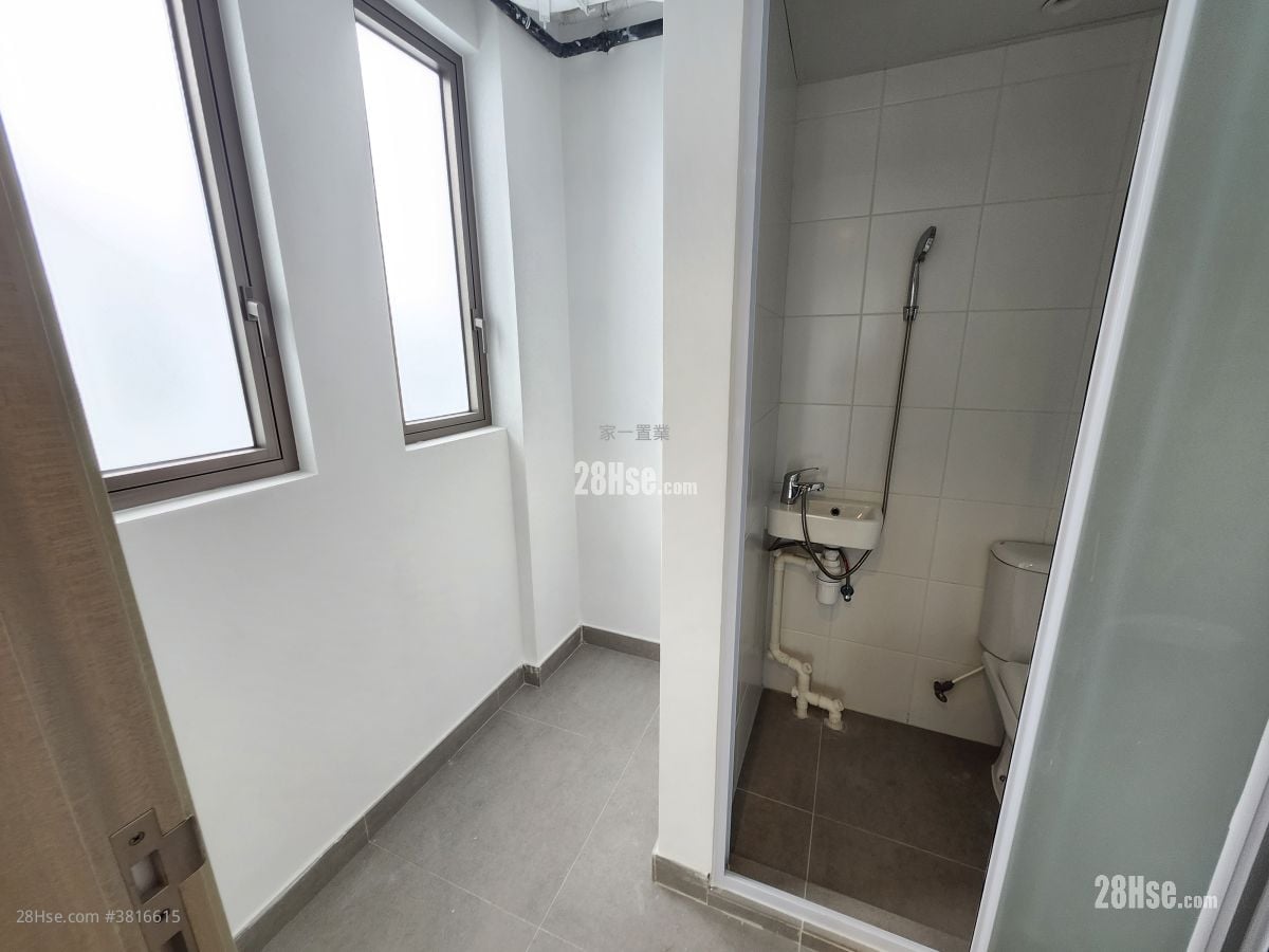 名钻 租盘 3 房 , 2 浴室 821 平方尺