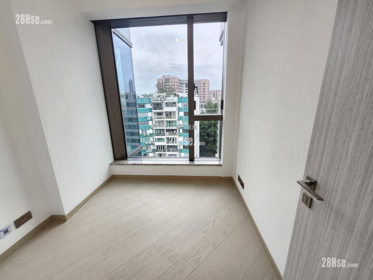 名钻 租盘 3 房 , 2 浴室 821 平方尺