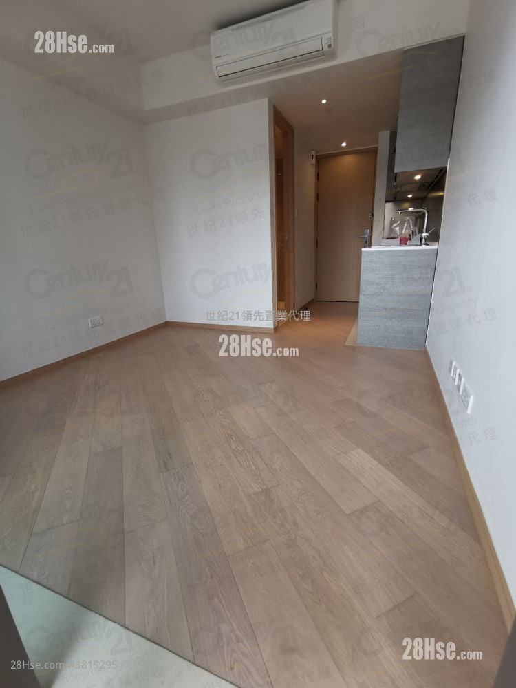 Upper East Sell Studio , 1 Bathroom 217 ft²