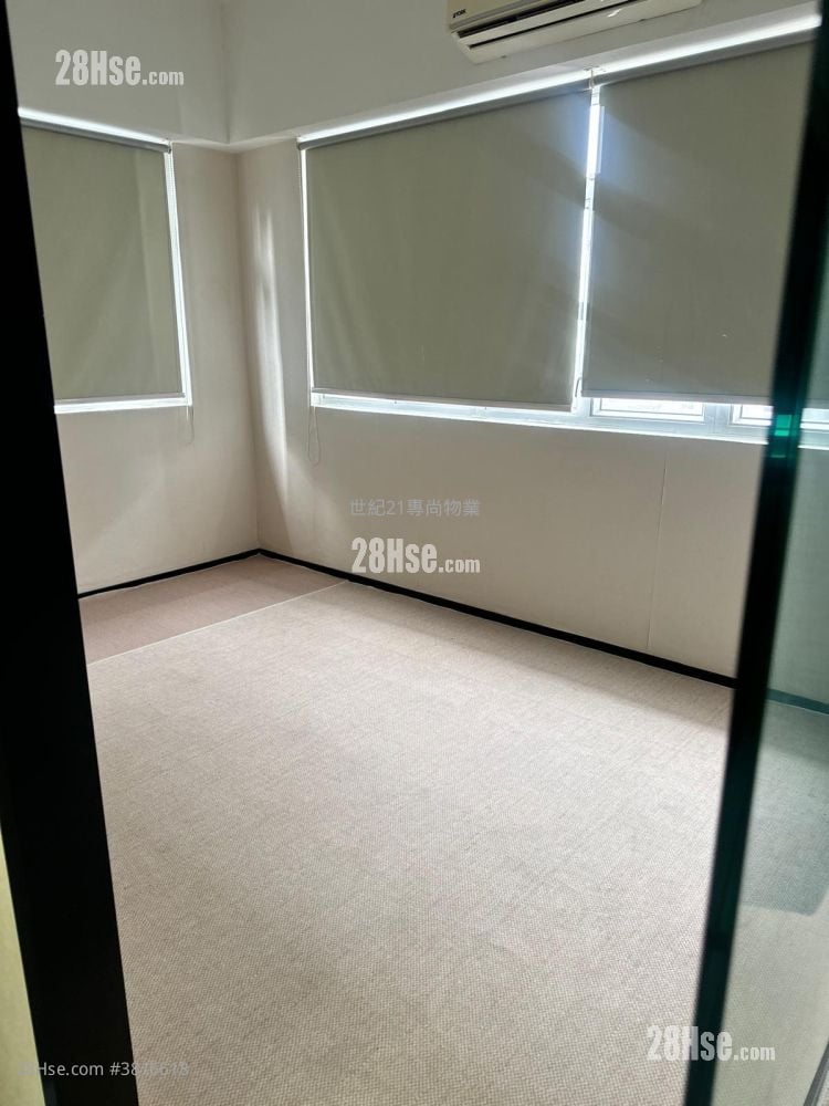 Roxy Industrial Centre Rental