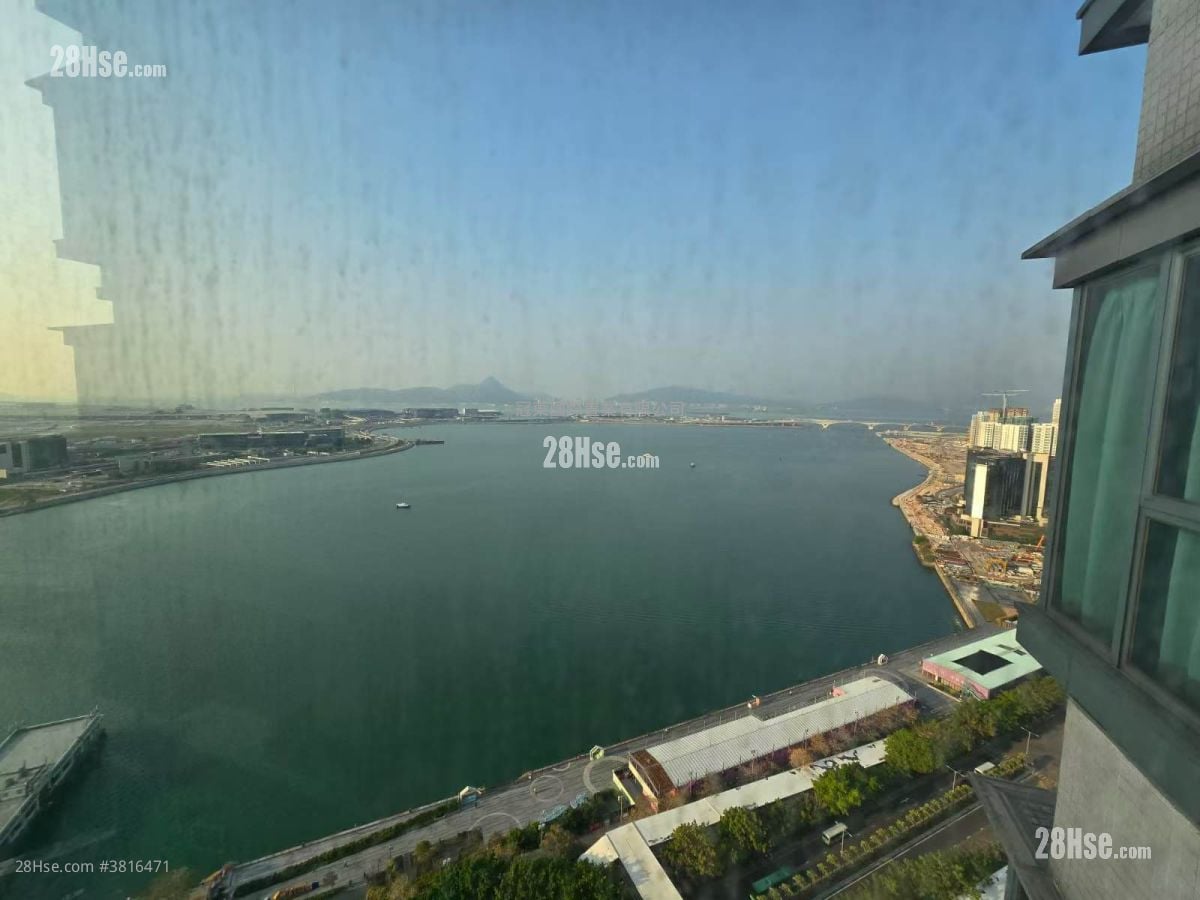 Seaview Crescent Sell 2 Bedrooms , 1 Bathroom 582 ft²