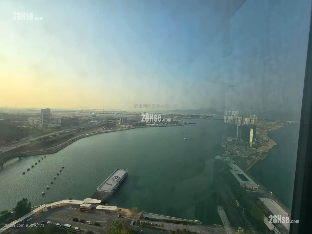 Seaview Crescent Sell 2 Bedrooms , 1 Bathroom 582 ft²