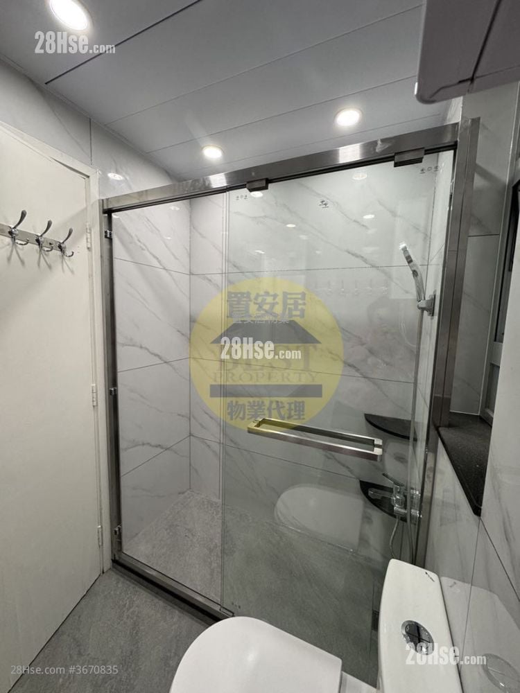 Miami Beach Towers Rental 2 Bedrooms , 1 Bathroom 784 ft²