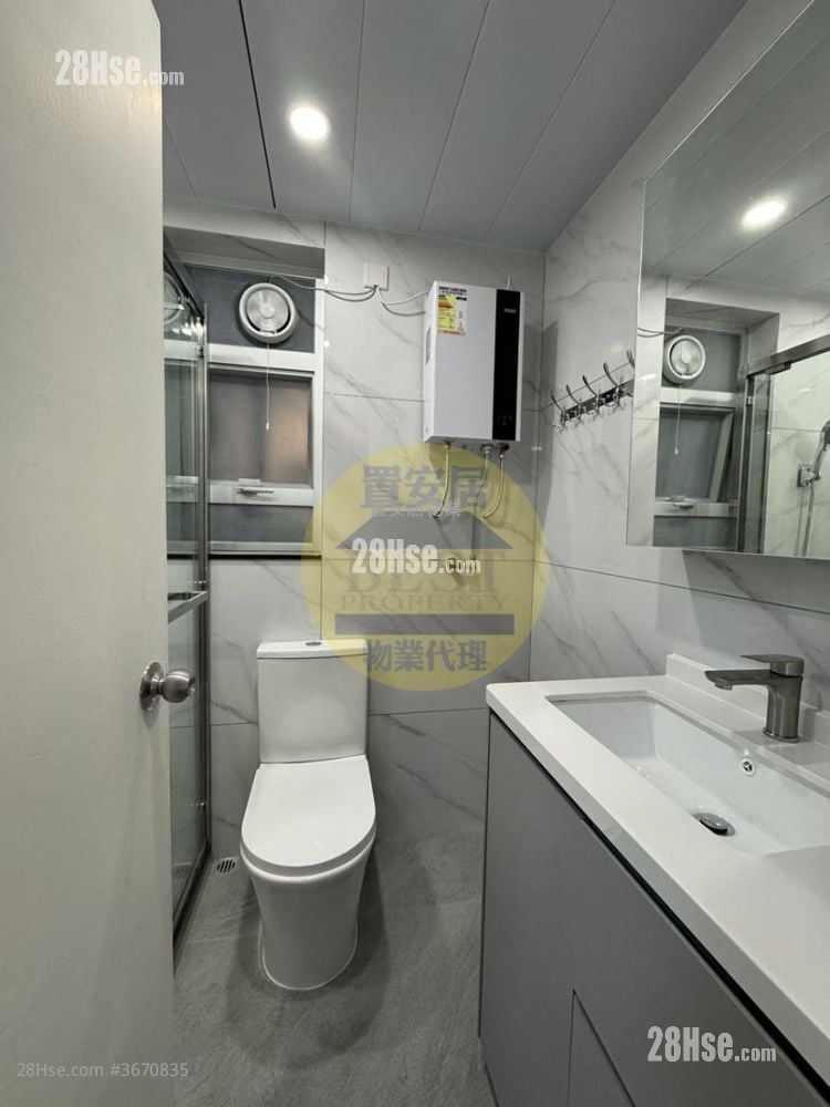 Miami Beach Towers Rental 2 Bedrooms , 1 Bathroom 784 ft²