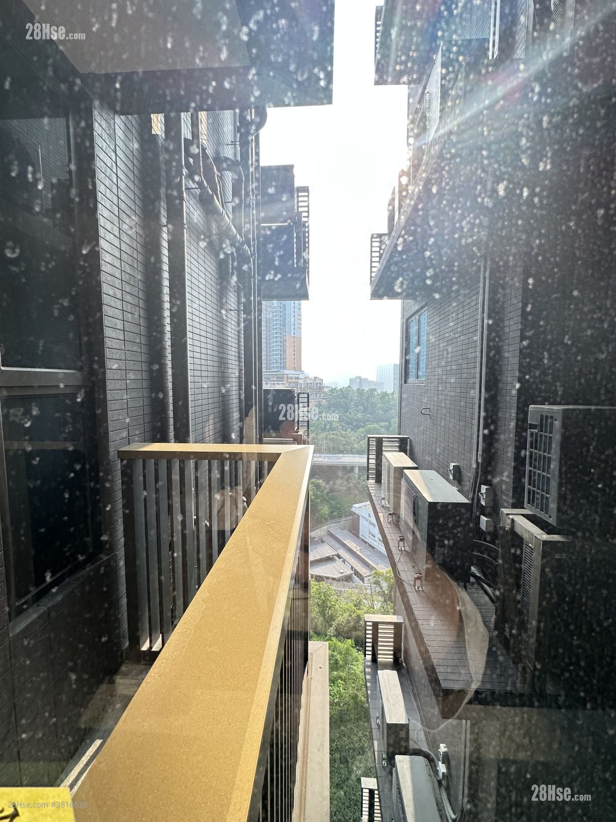 珑珀山 租盘 3 房 967 平方尺