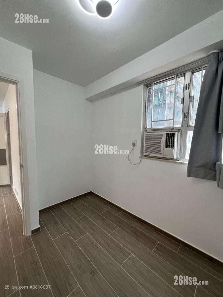 安达中心 租盘 2 房 , 1 浴室 357 平方尺