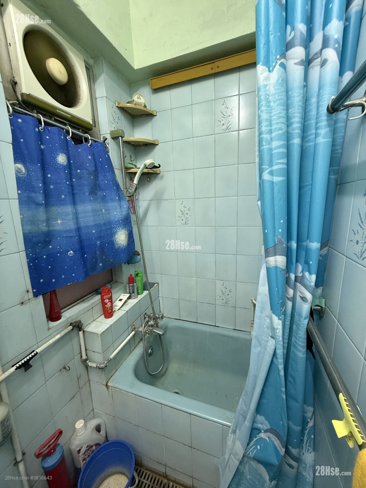 單幢樓房 租盤 3 房 , 1 浴室 675 平方呎