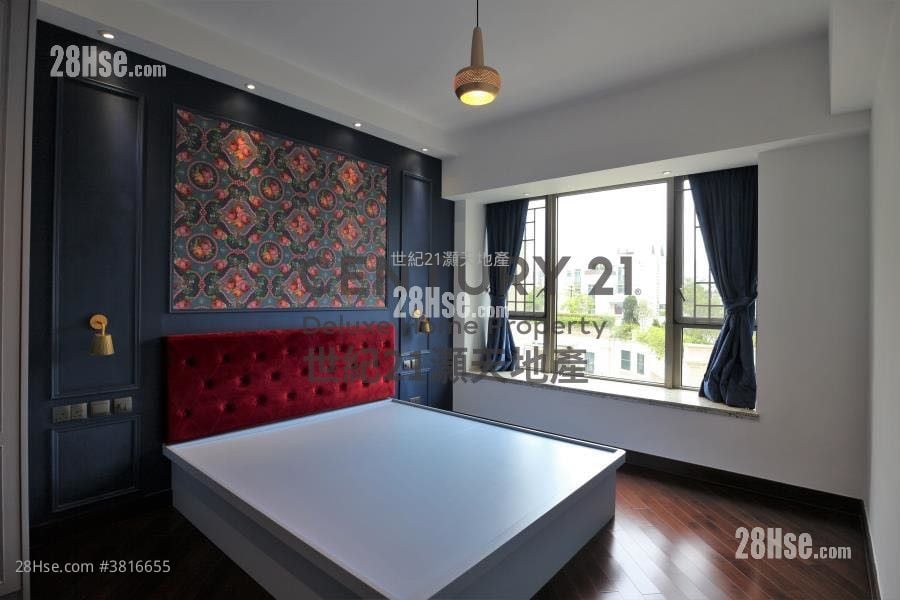 Mayfair By The Sea Rental 4 Bedrooms , 3 Bathrooms 1,400 ft²