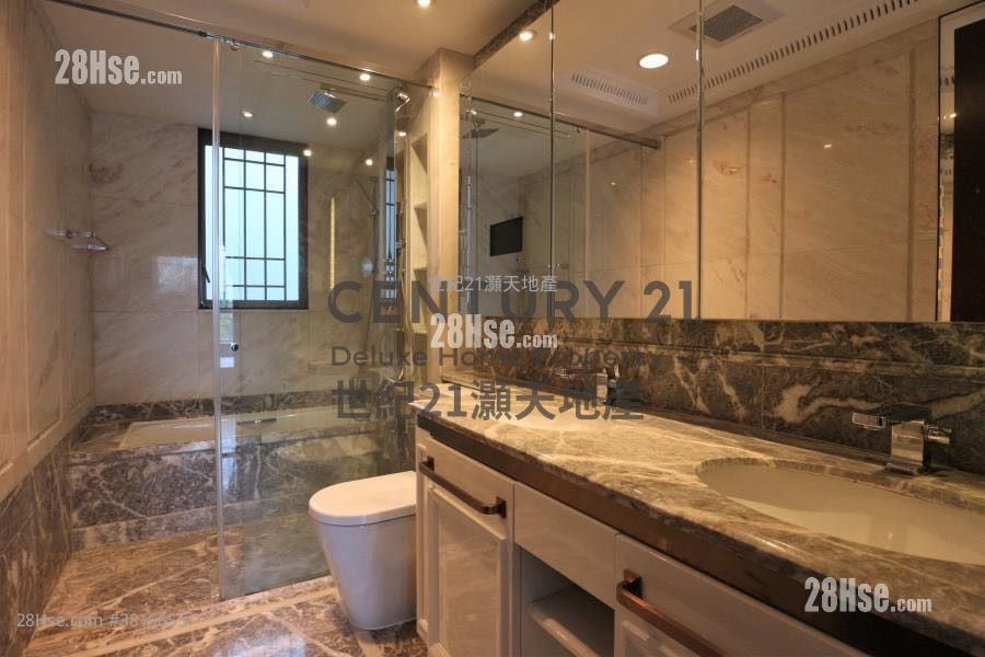 Mayfair By The Sea Rental 4 Bedrooms , 3 Bathrooms 1,400 ft²