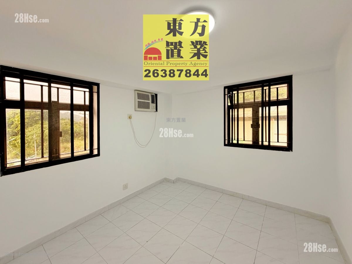 村屋 租盤 4 房 , 2 浴室 2,000 平方呎