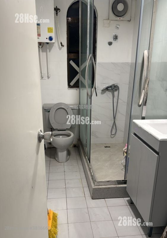 新田村 租盤 3 房 , 1 浴室 700 平方呎