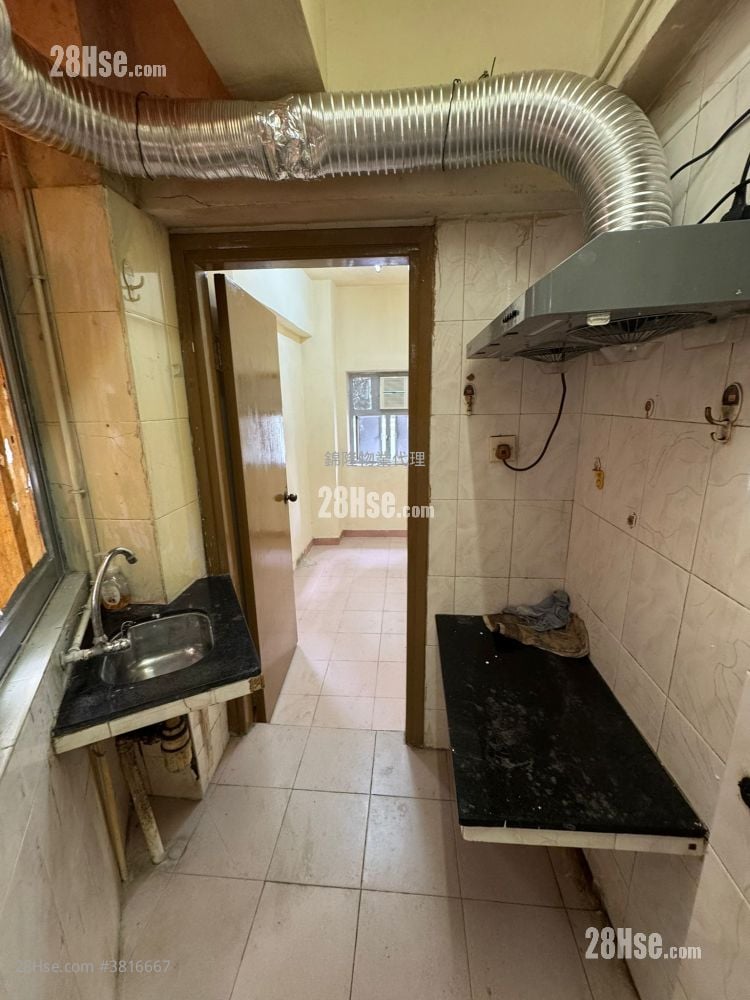 唐楼 租盘 1 房 , 1 浴室 130 平方尺