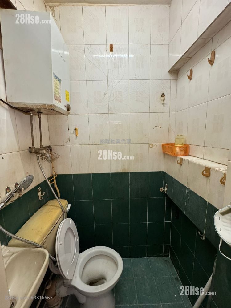 唐楼 租盘 1 房 , 1 浴室 130 平方尺