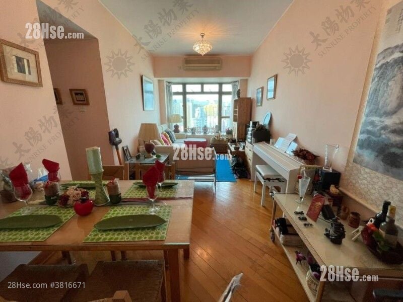 Royal Peninsula Sell 3 Bedrooms 701 ft²