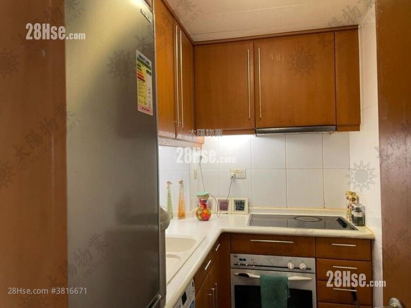 Royal Peninsula Sell 3 Bedrooms 701 ft²