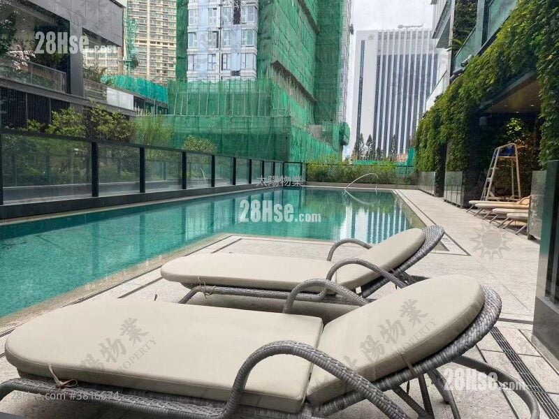 Baker Circle Greenwich 售盘 1 房 226 平方尺