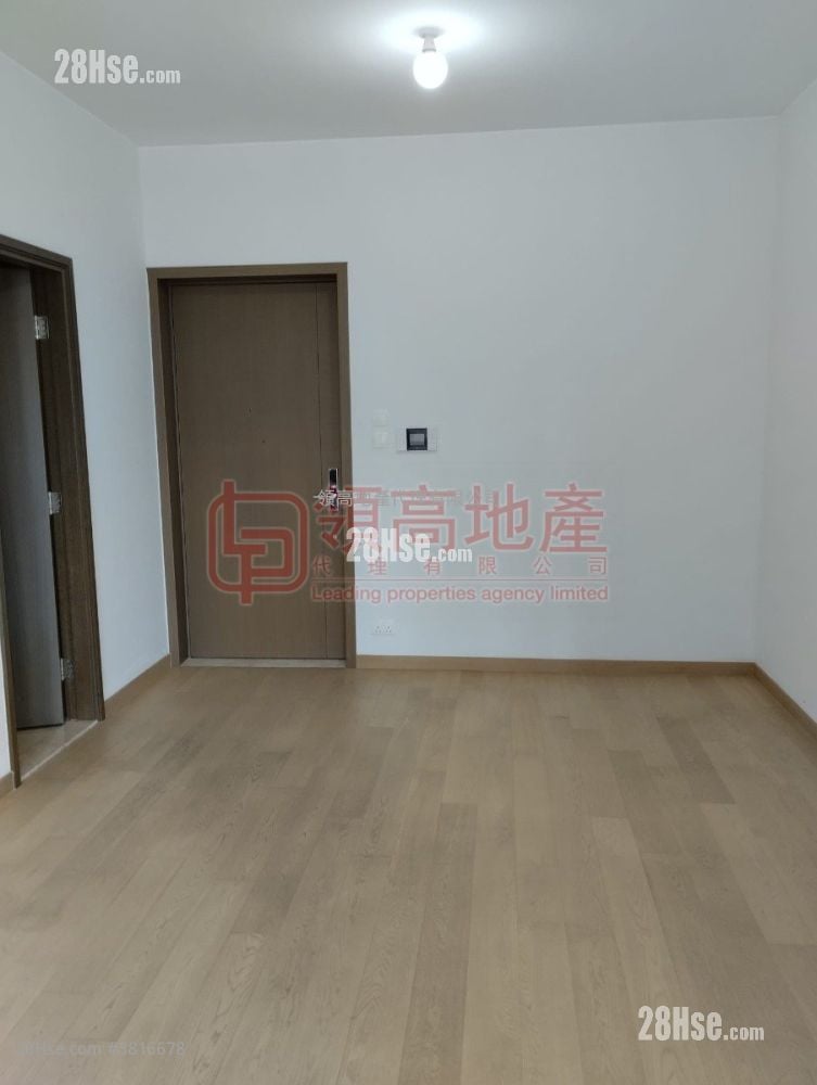 The Austin Sell 360 ft²