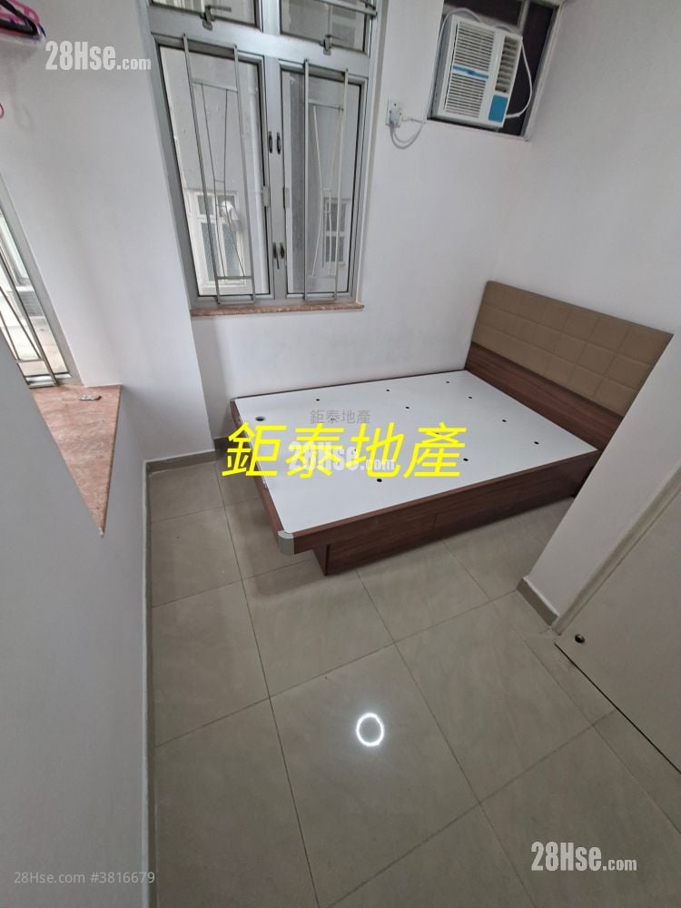 Hung Wai Building Rental 2 Bedrooms , 1 Bathroom 326 ft²