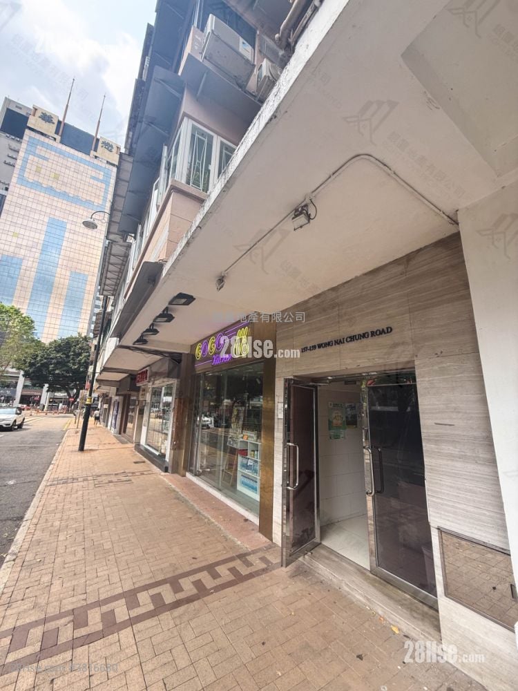 157-159 Wong Nai Chung Road Sell 4 Bedrooms , 1 Bathroom 920 ft²