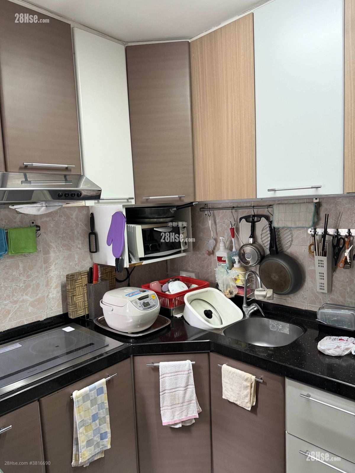 Laguna City Sell 3 Bedrooms , 2 Bathrooms 687 ft²