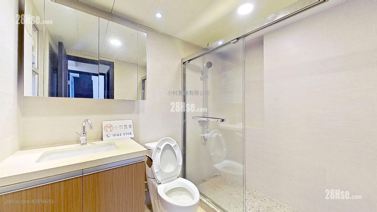 浴室: 帝銮阁 租盘 2 房 , 1 浴室 778 平方尺