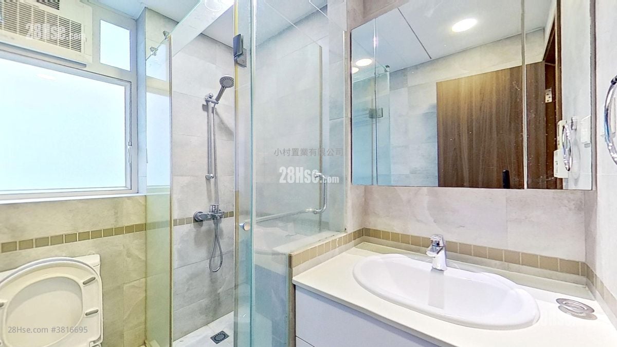 浴室: 文丽楼  租盘 1 房 , 1 浴室 469 平方尺