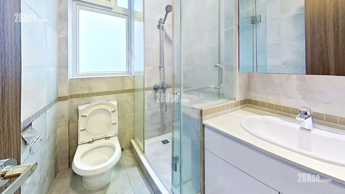 浴室: 文丽楼  租盘 1 房 , 1 浴室 469 平方尺