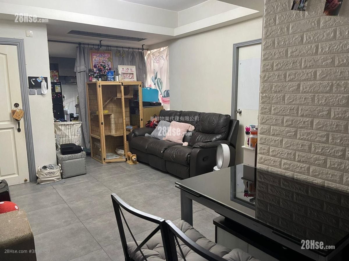 美景新村 售盘 2 房 428 平方尺