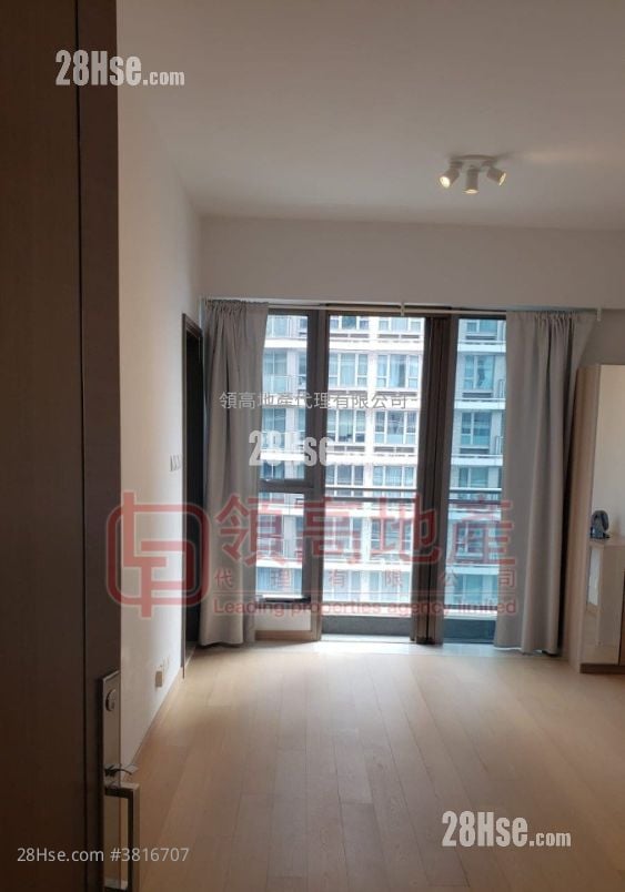 The Austin Sell 356 ft²