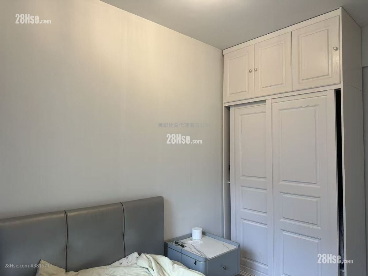 Solaria Rental 2 Bedrooms , 1 Bathroom 456 ft²