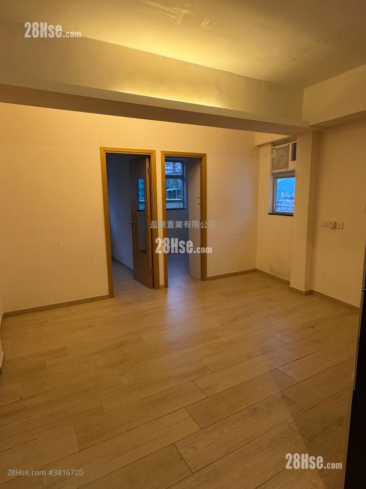 Samtoh Building Rental 2 Bedrooms , 1 Bathroom 337 ft²