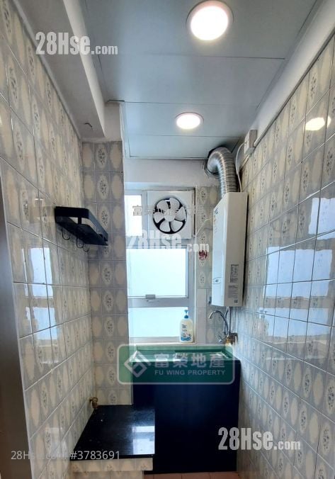 Ka On Building Rental Studio , 1 Bathroom 230 ft²