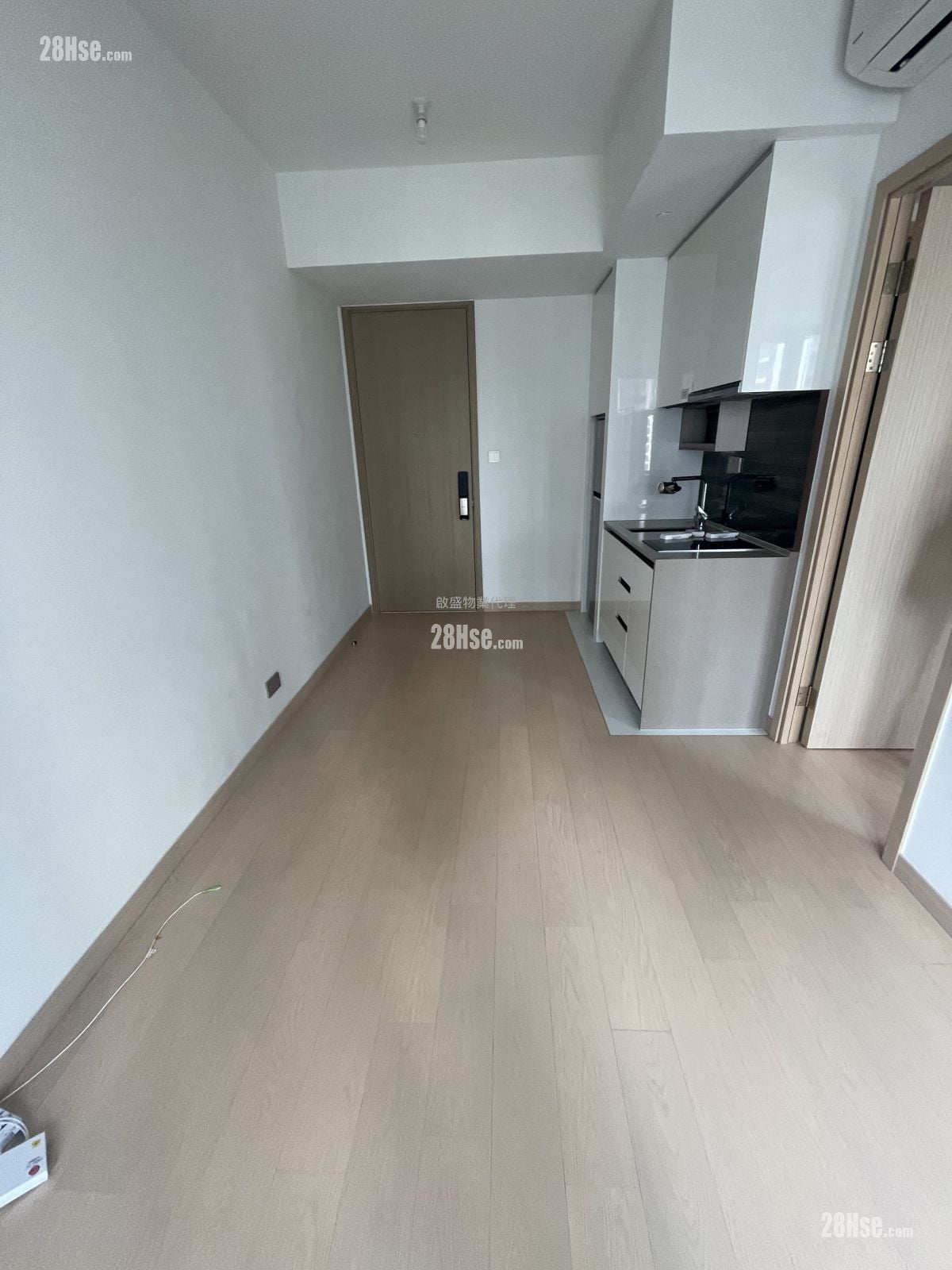 K. Summit Rental 1 Bedroom , 1 Bathroom 325 ft²