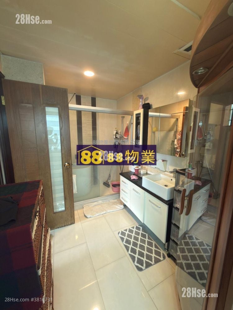 村屋 售盤 5+ 房 , 4 浴室 2,100 平方呎