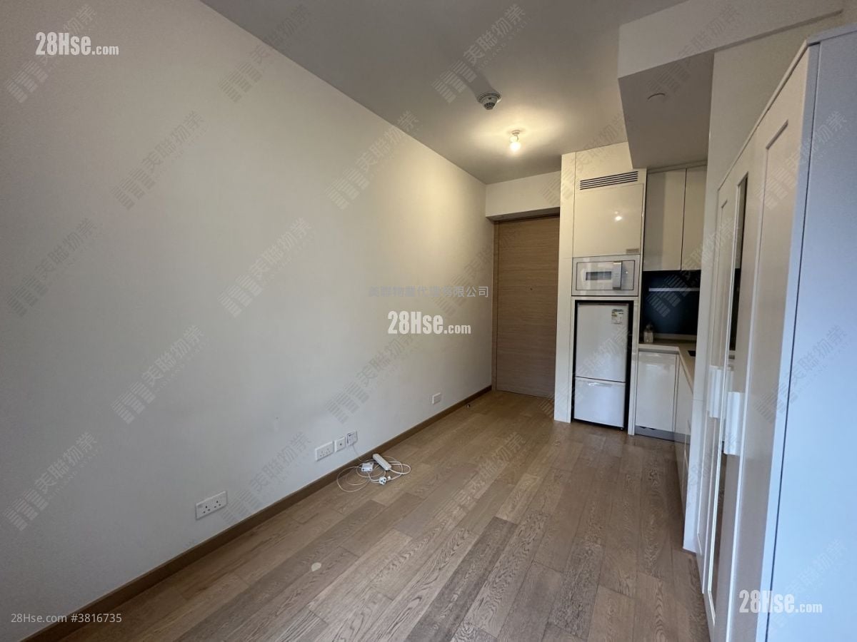 Solaria Rental Studio , 1 Bathroom 249 ft²