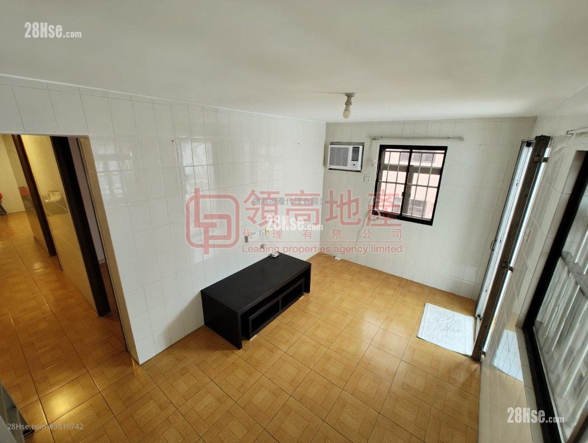 Wu Kai Sha Village Sell 2 Bedrooms , 1 Bathroom 630 ft²